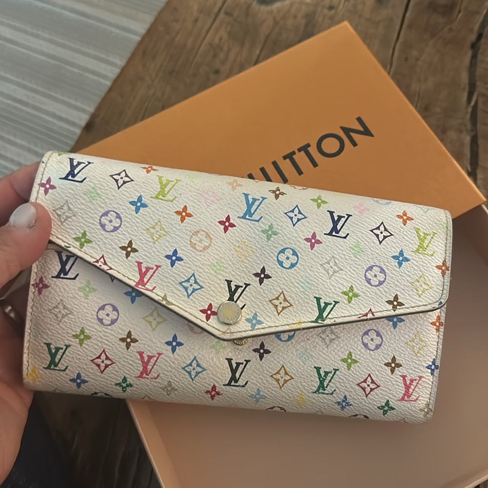 8867 Louis Vuitton Murakami Sarah White Pink